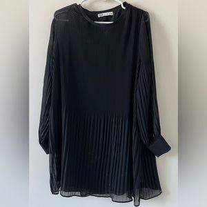Zara Black Long Sleeve Pleated Skirt Dress in Size Small
